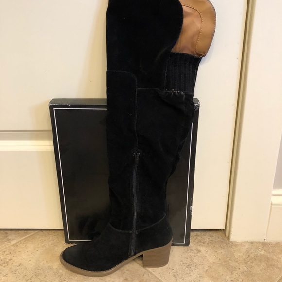 Cupid over the knee black boots. Super comfy - Picture 6 of 6